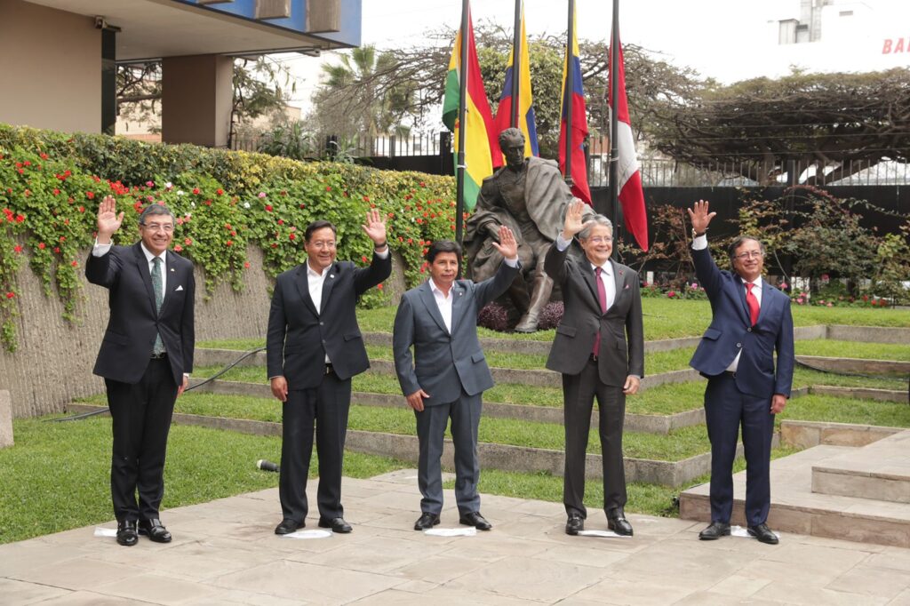 Ecuador afianzó la integración comercial y social en la región durante ...